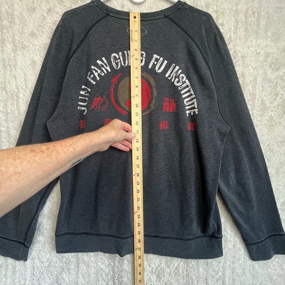 Bruce Lee Roots of Fight Bloodlines Sweatshirt Sz L Under Armour Loose Fit - Picture 13 of 16